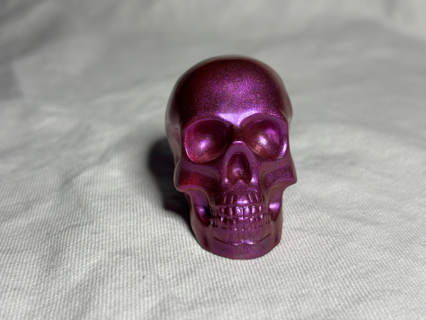Metallic Chameleon Skull Plum