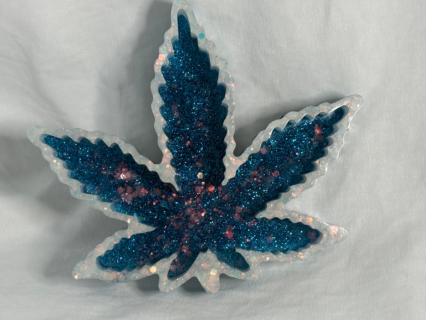 MJ Trinket Tray (turquoise/pink/white glitter)
