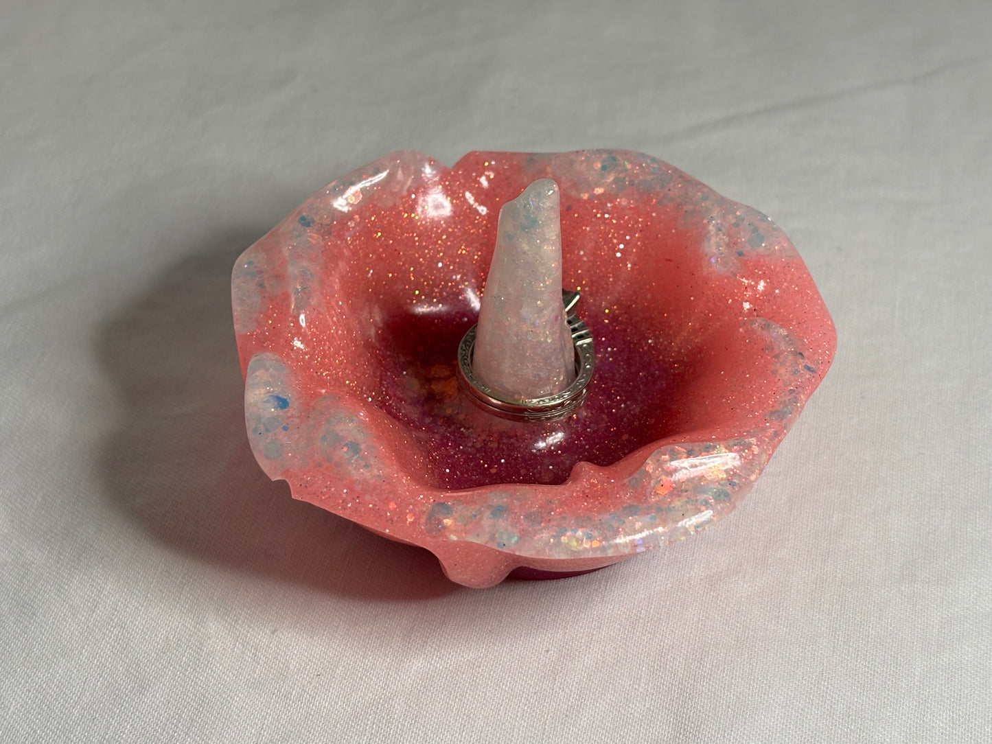 Pearly Pink Ring Rest