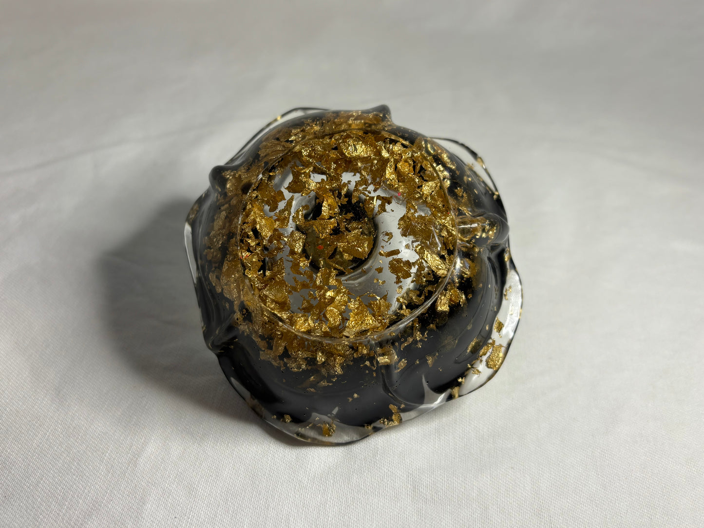 Gold Tuxedo Ring Rest
