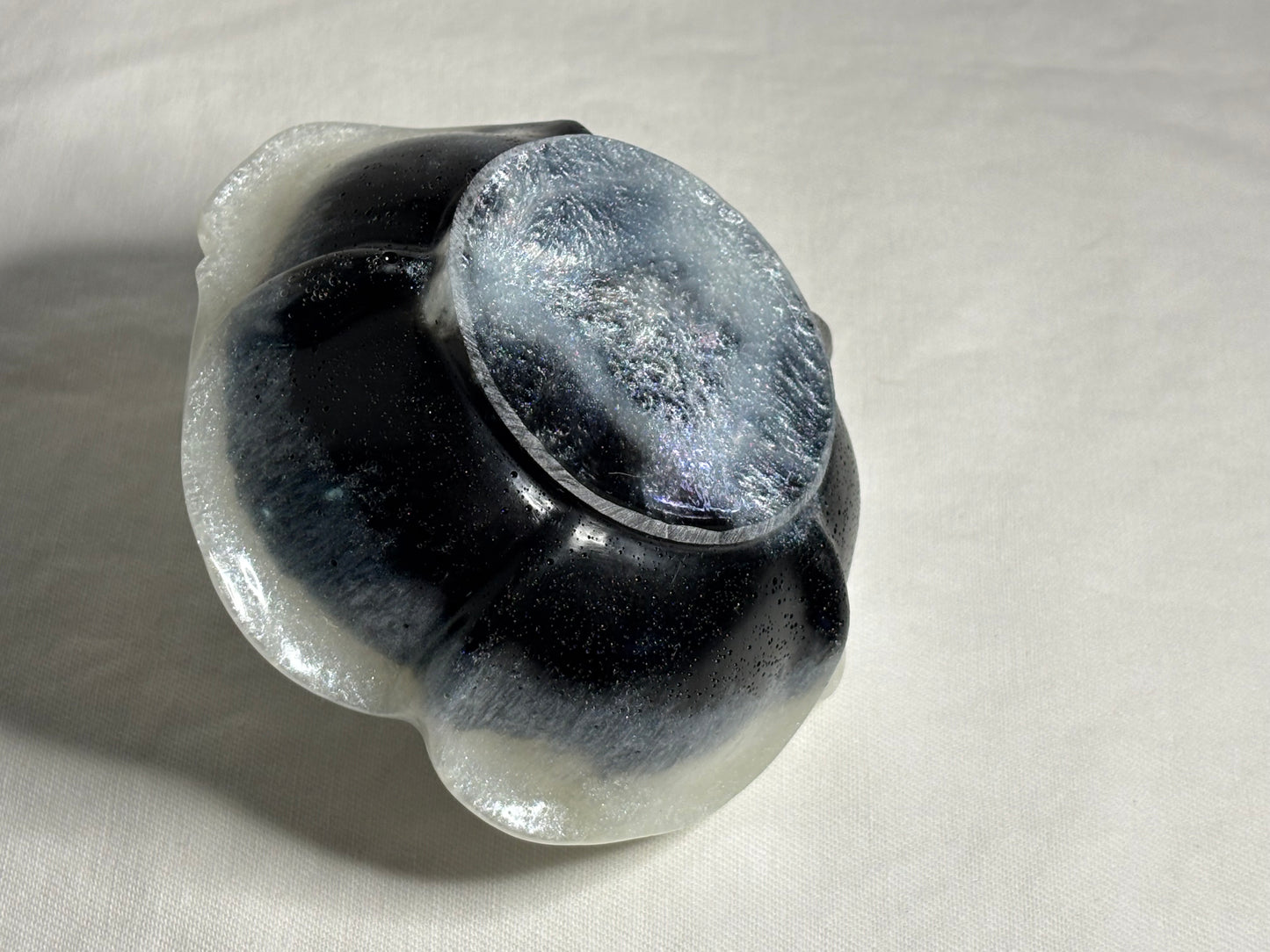 Tuxedo Ring Rest