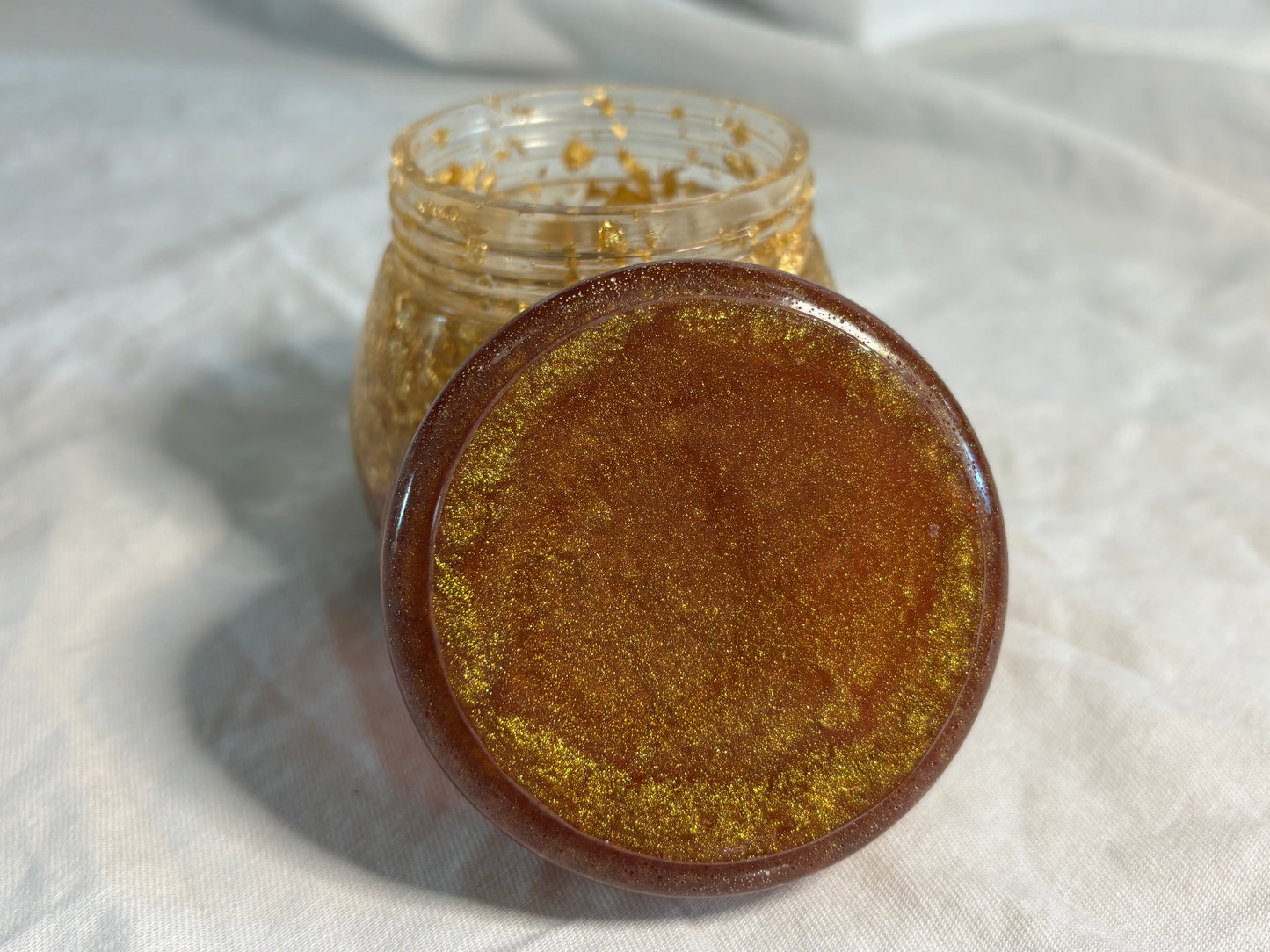 Twist Top  (gold mica and foil flakes)