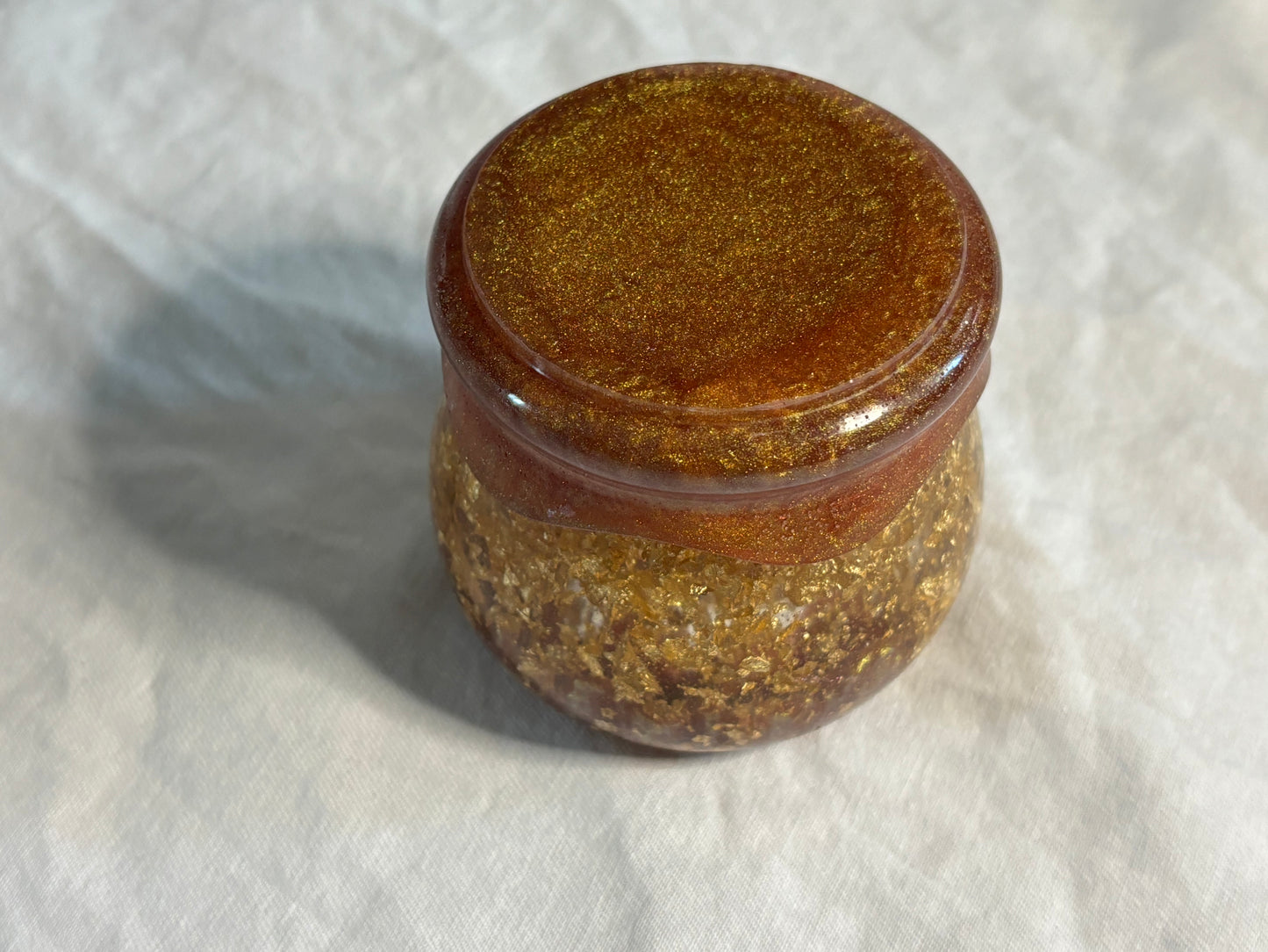 Twist Top  (gold mica and foil flakes)