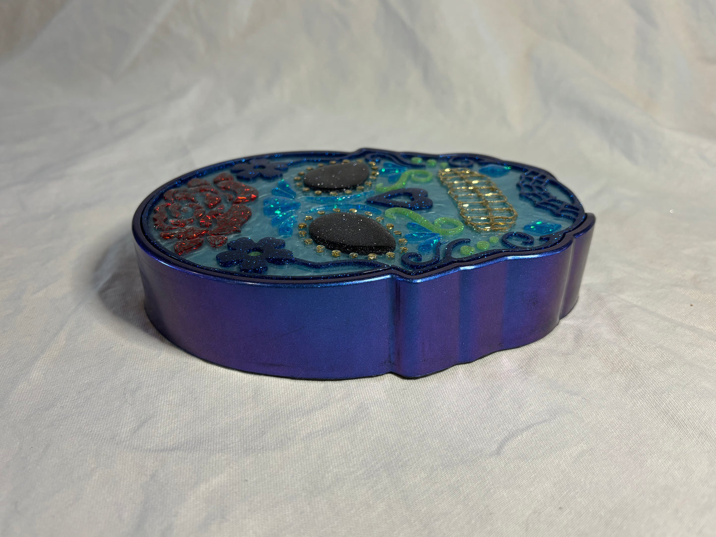 Skull Jewelry Box (metallic chameleon blue)