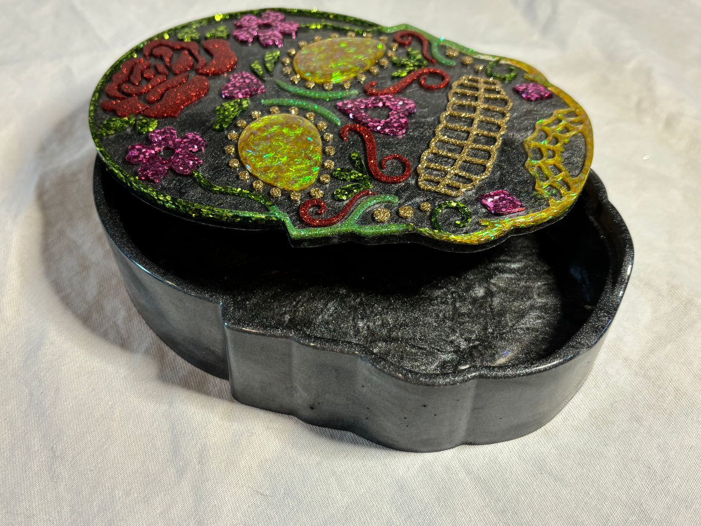 Skull Jewelry Box (charcoal)