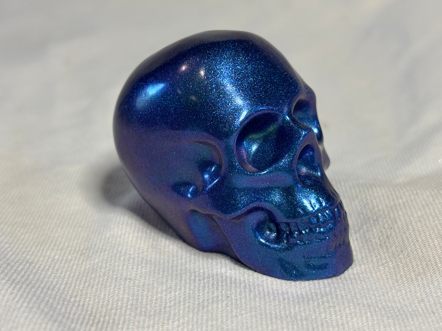 Metallic Chameleon Skulls Blue