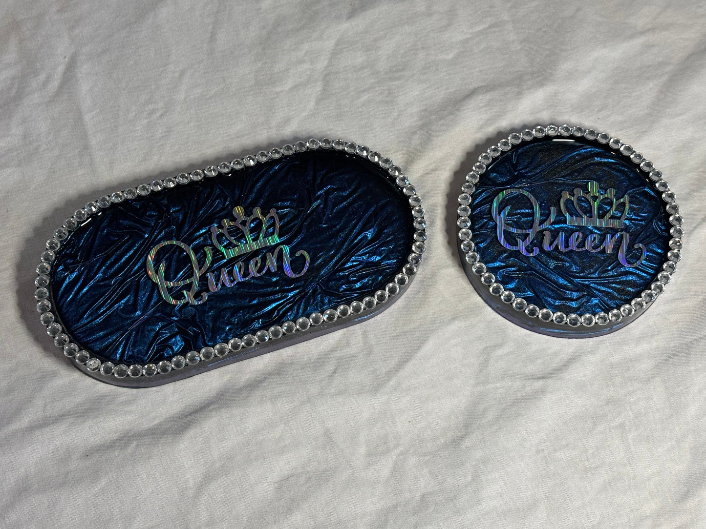 Color-Shifting Metallic Blue Queen